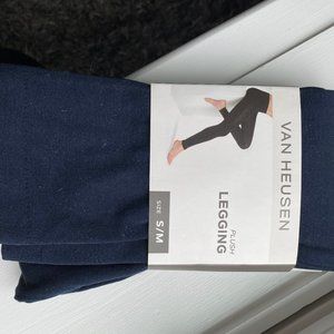 Fleece lined navy leggings NWT (4/$20)